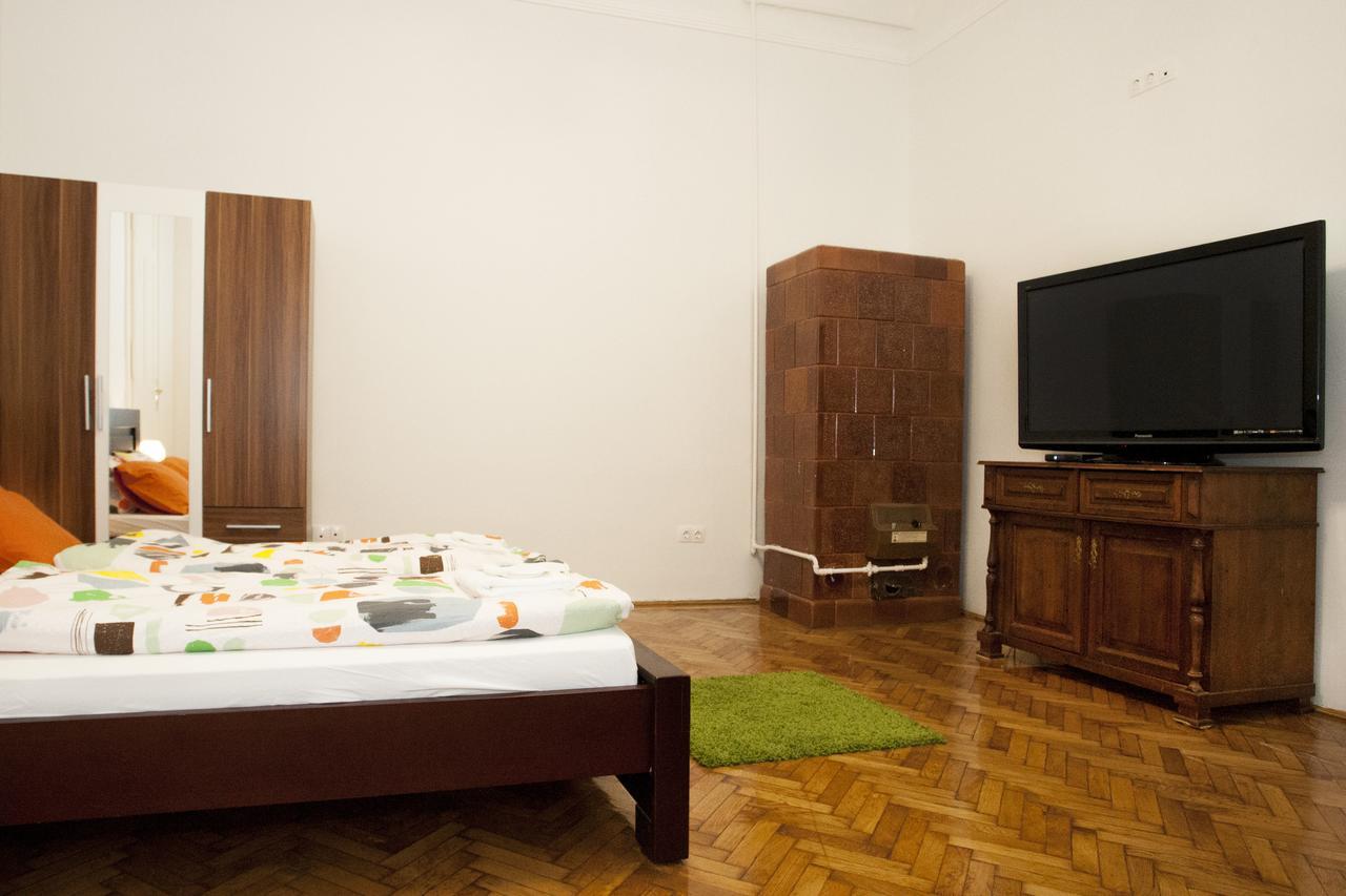 Ariel Studio Close To St. Stephen Basilica Budapest Bagian luar foto